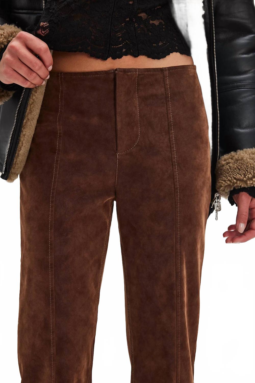 Pantalón de gamuza
