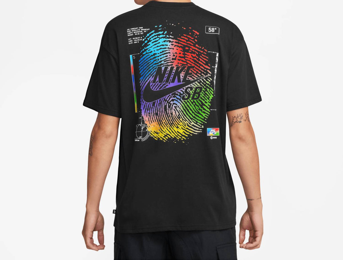 Camiseta color negro