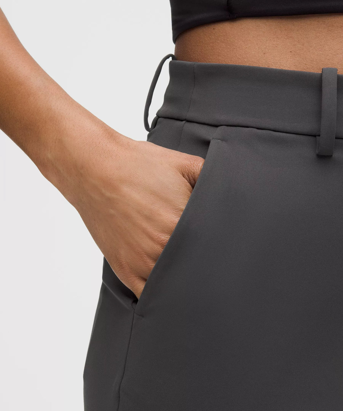 Pantalón de corte recto de tiro alto