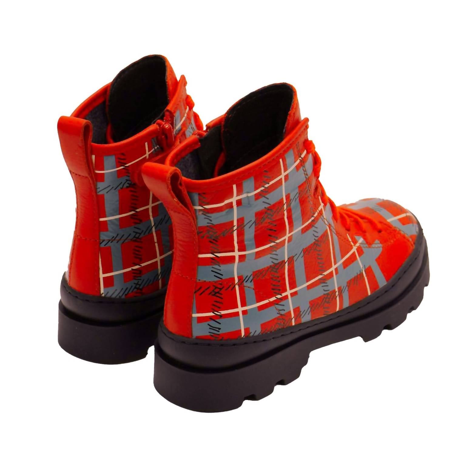 Botas para niña de cuero color rojo