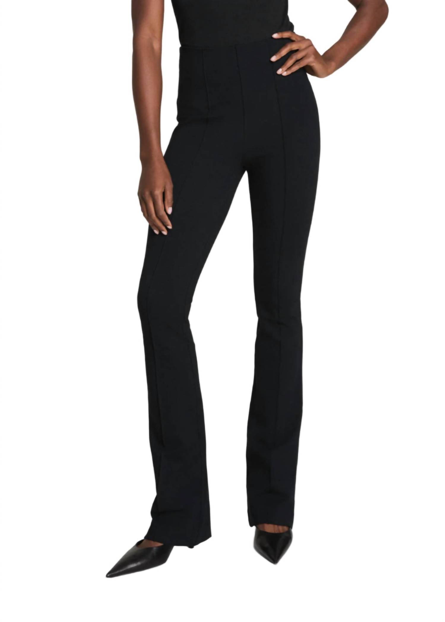 Pantalón color negro