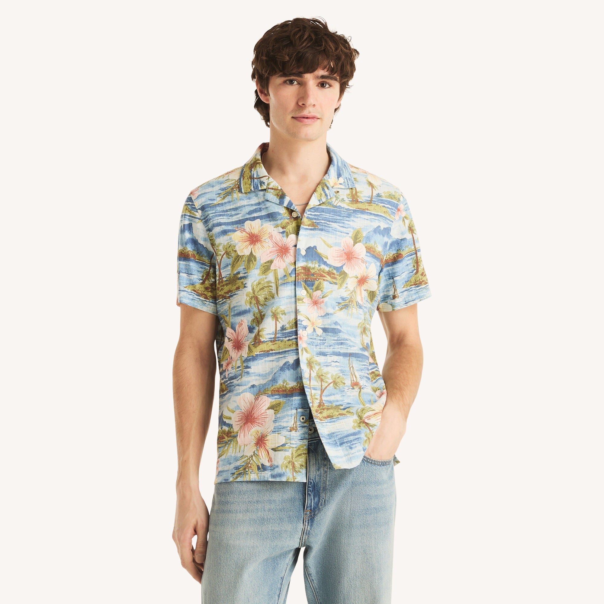 Camisa de hombre de manga corta con estampado