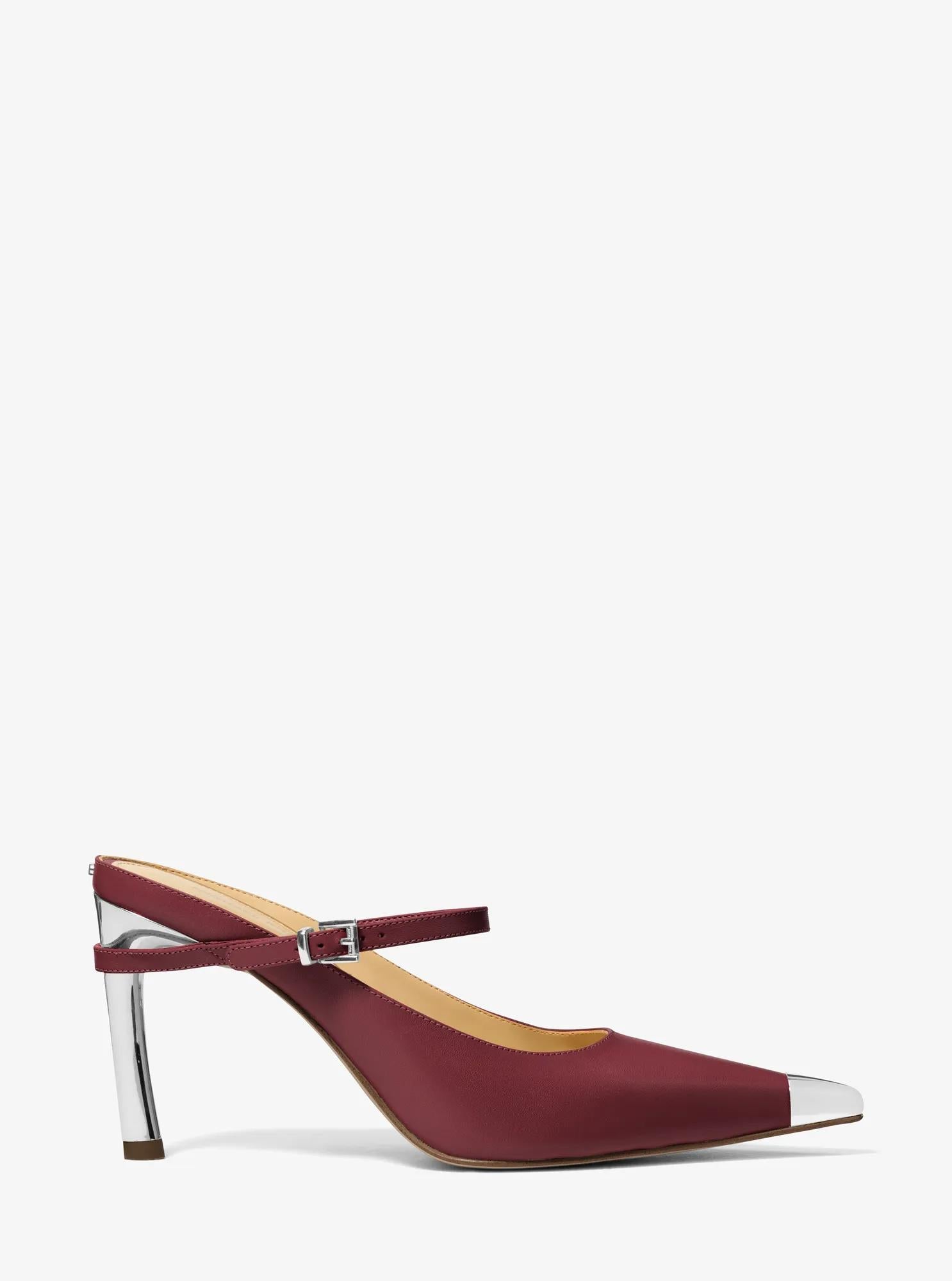 Zapatos destalonados de cuero