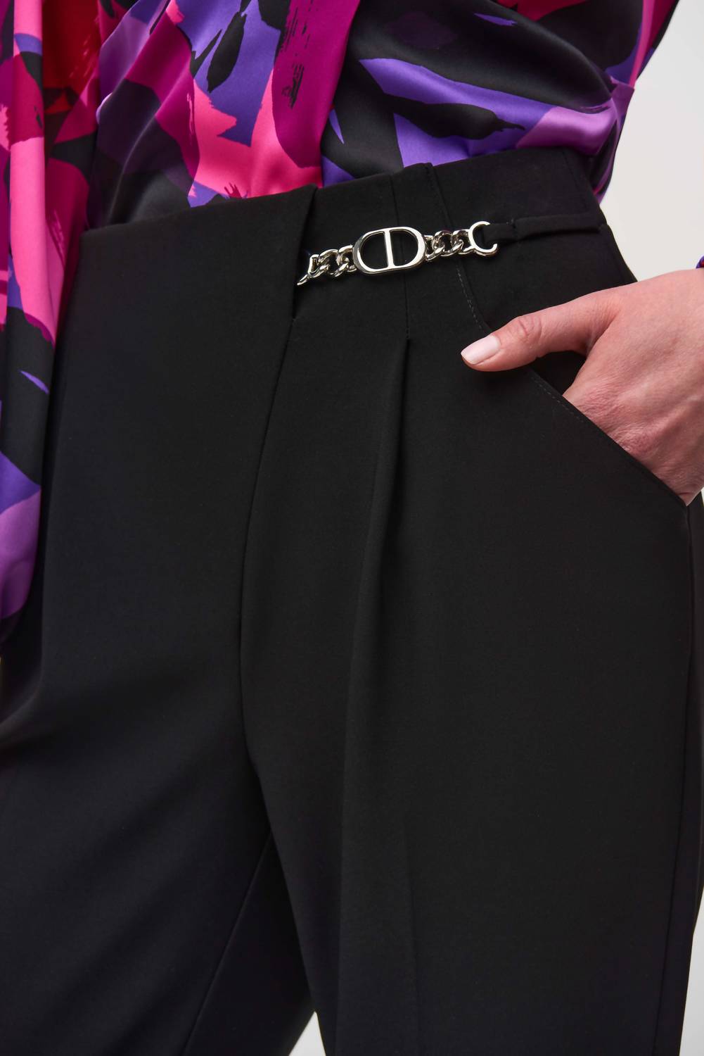Pantalón color negro