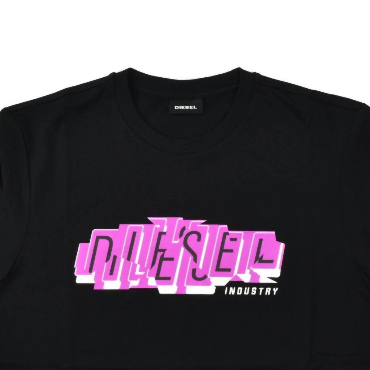 Camiseta con estampado color negro