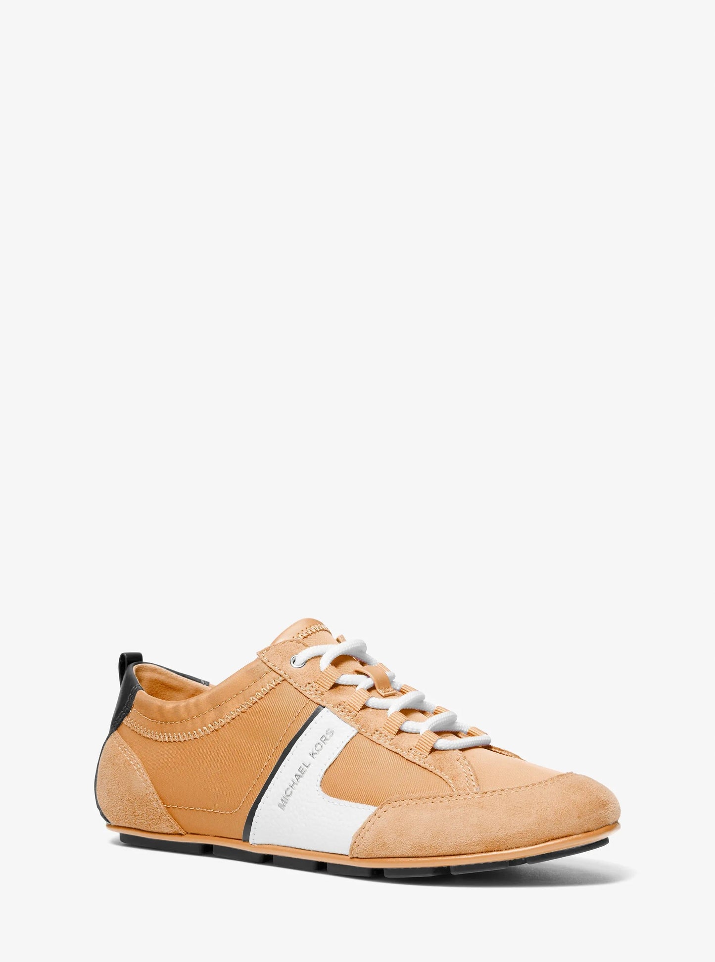 Tenis de nailon