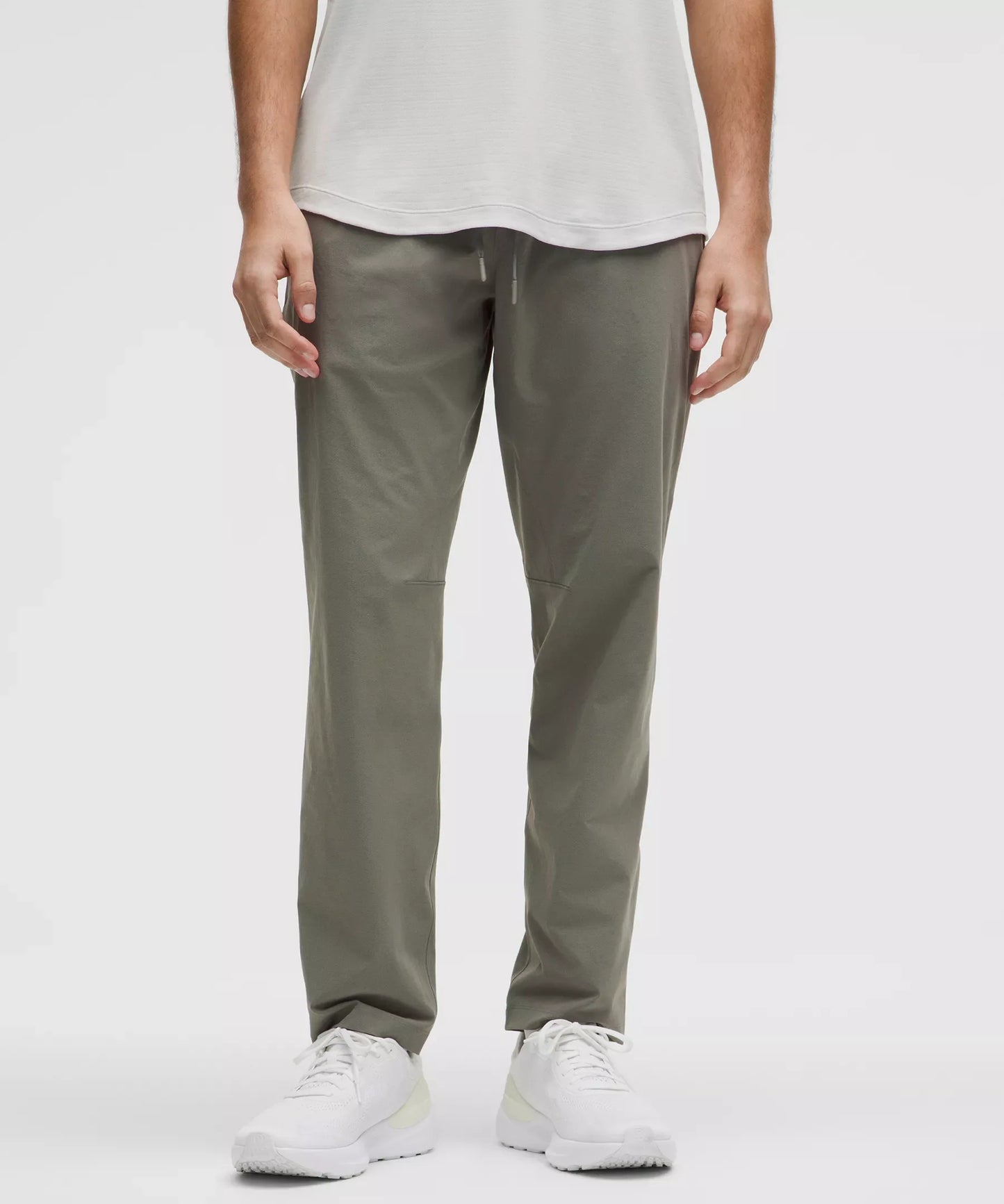 Pantalón de corte ajustado