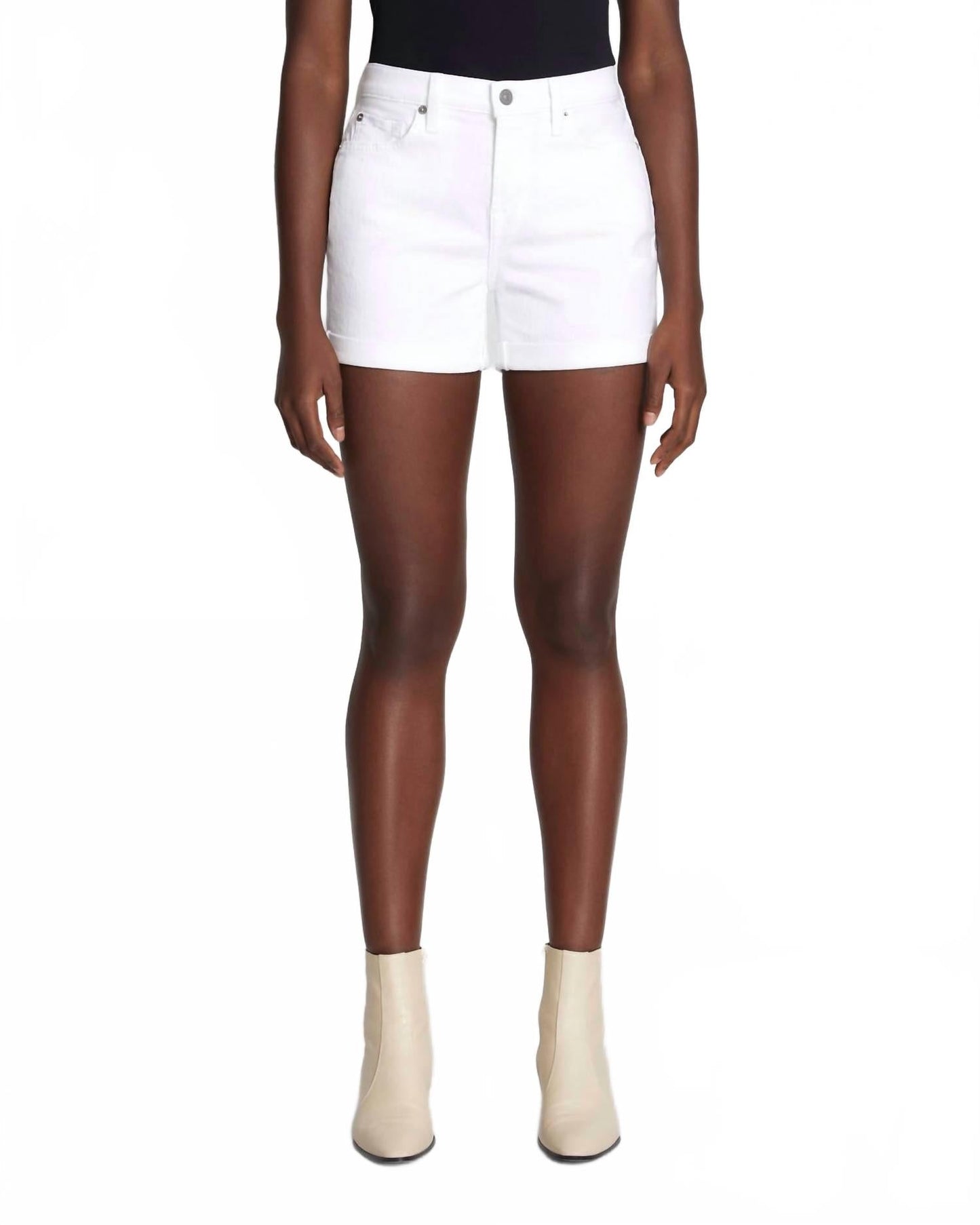 Short color blanco