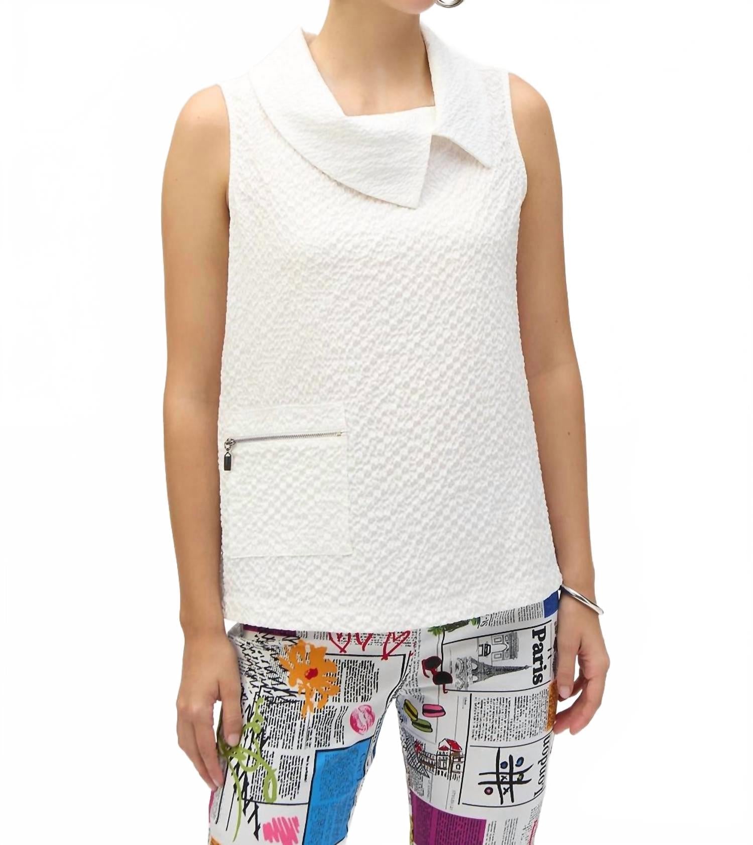 Top sin mangas color blanco