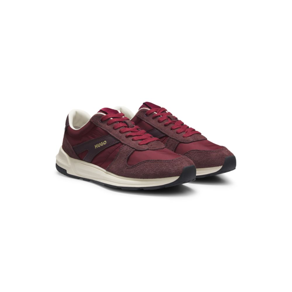 Tenis de gamuza