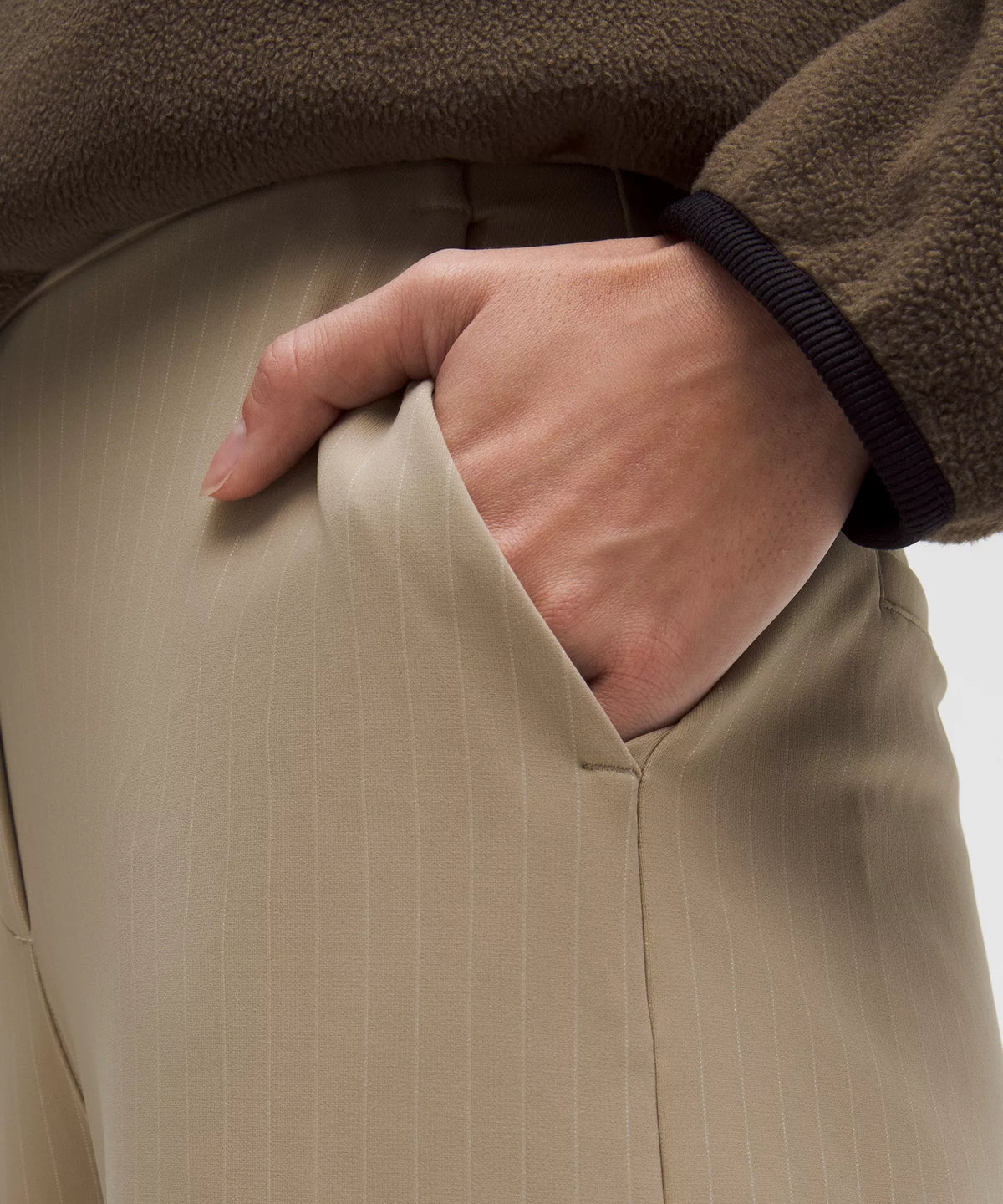 Pantalón de tiro alto