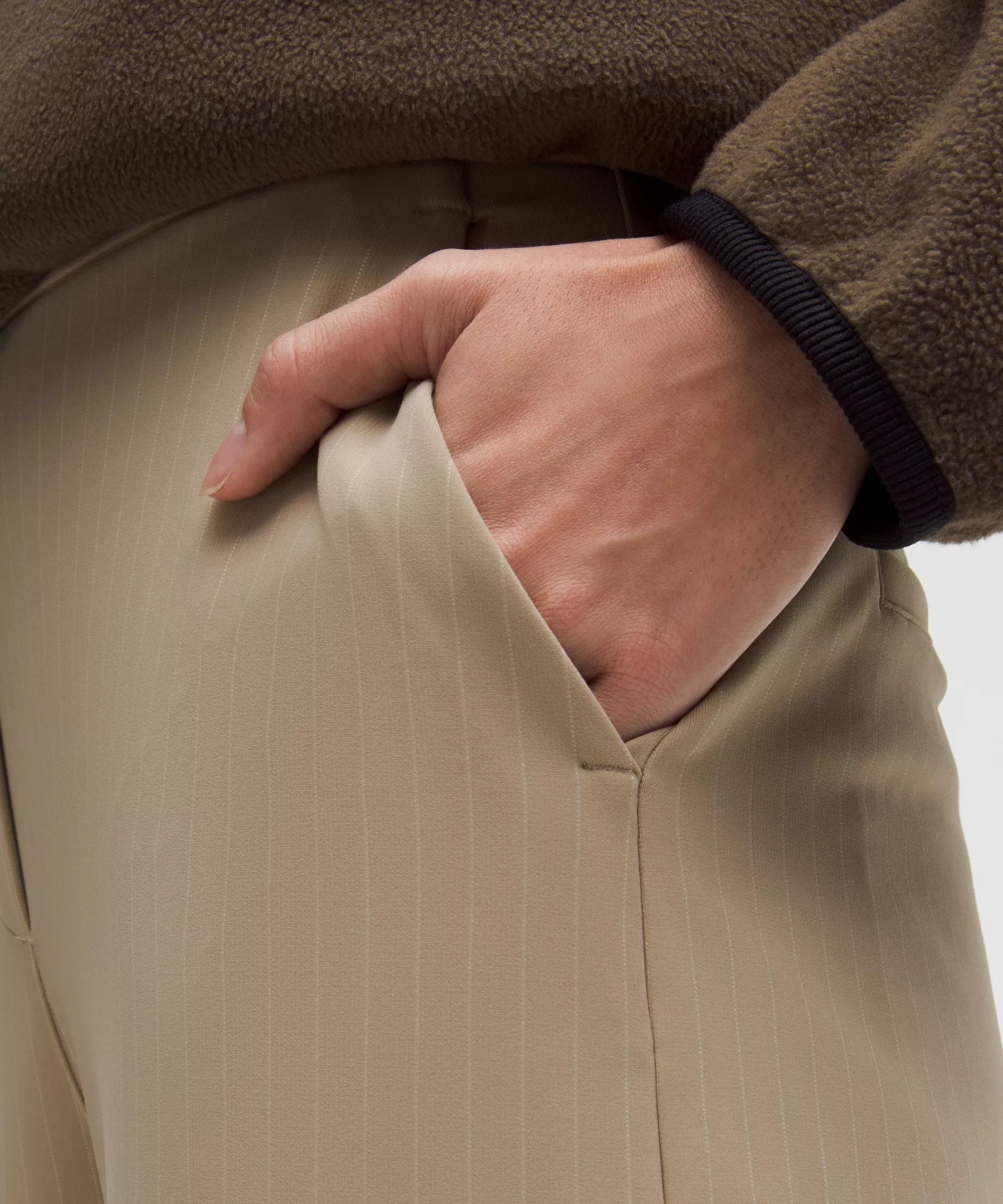 Pantalón de tiro alto