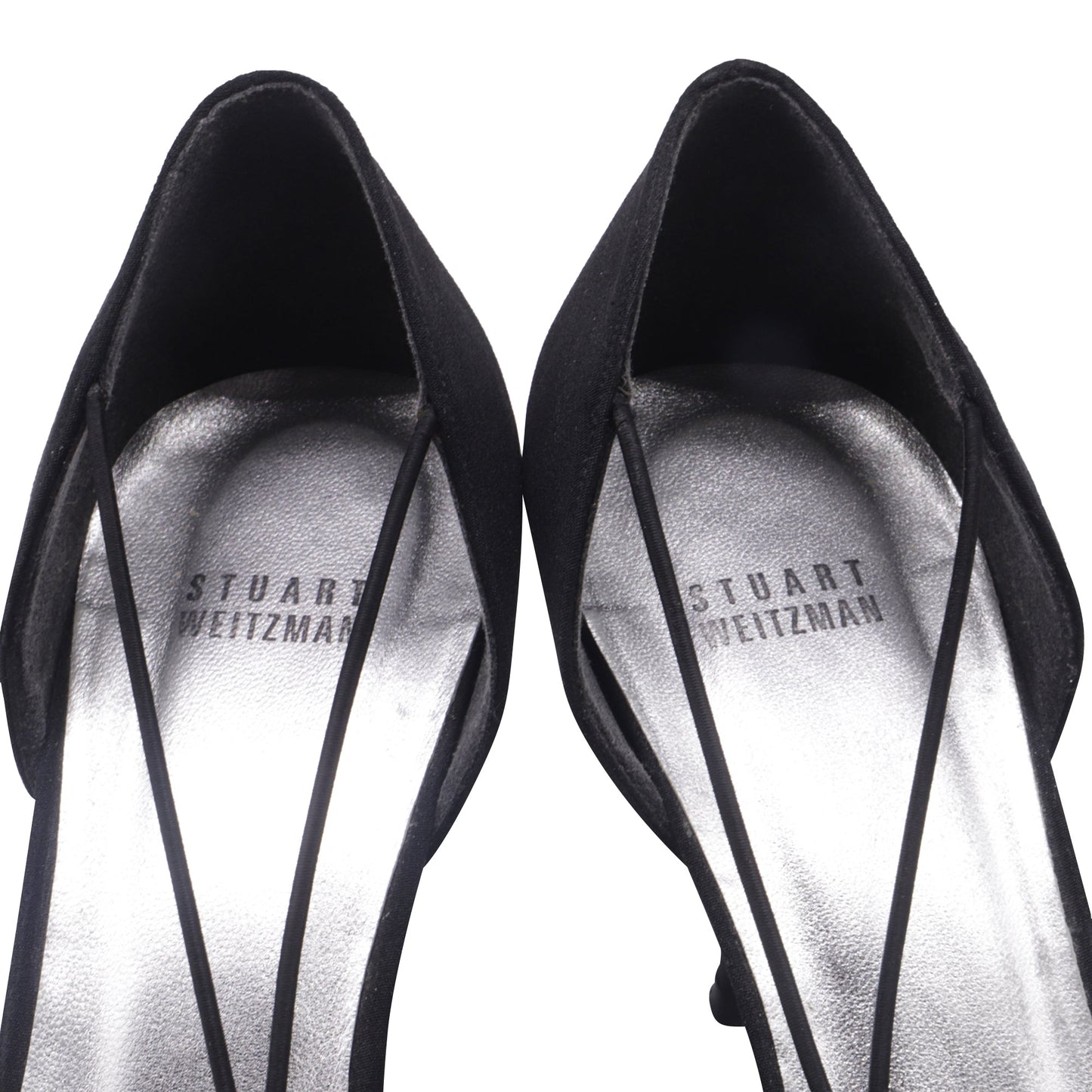 Tacones de satén color negro