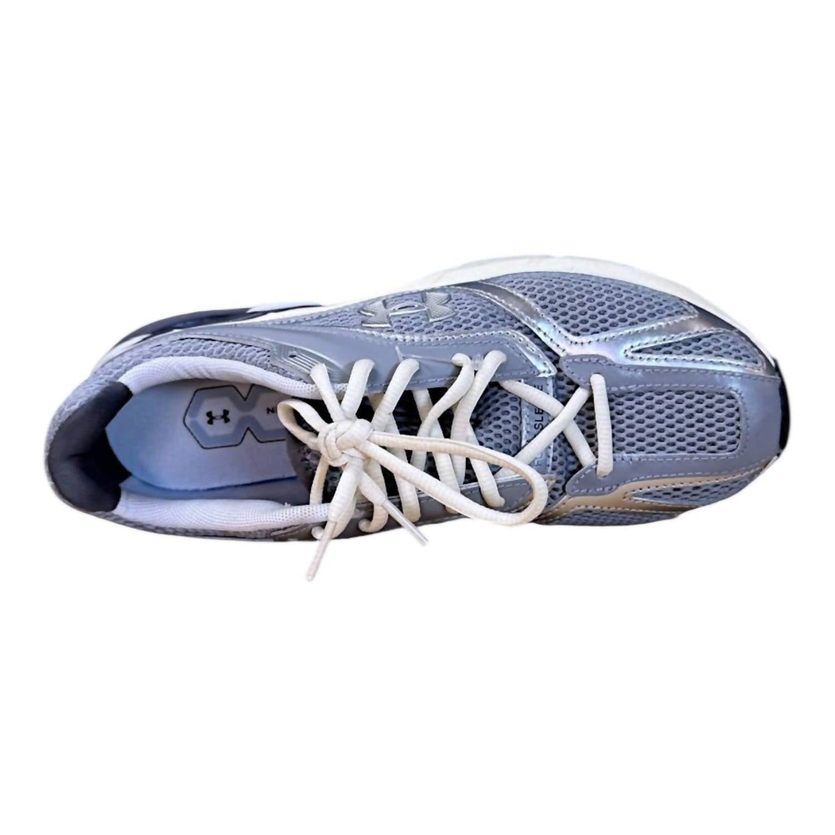 Tenis de hombre color gris