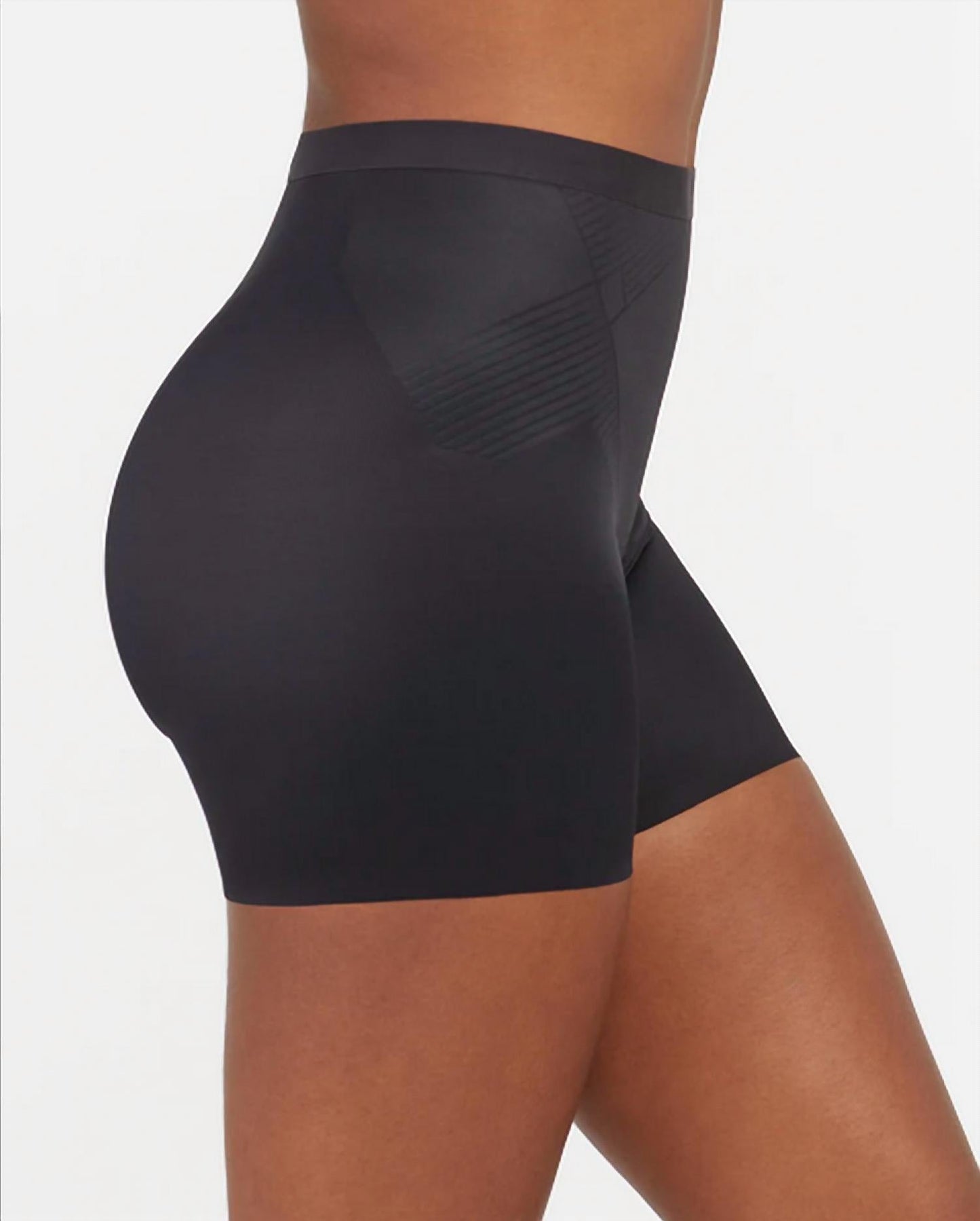 Short para niña color negro