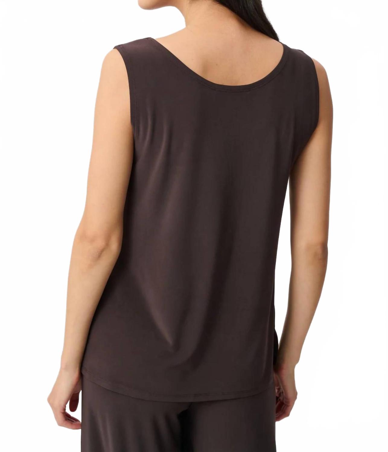 Camiseta sin mangas color café