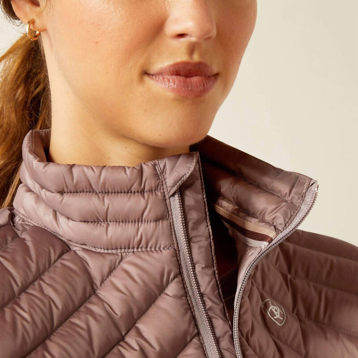 Chaqueta color violeta