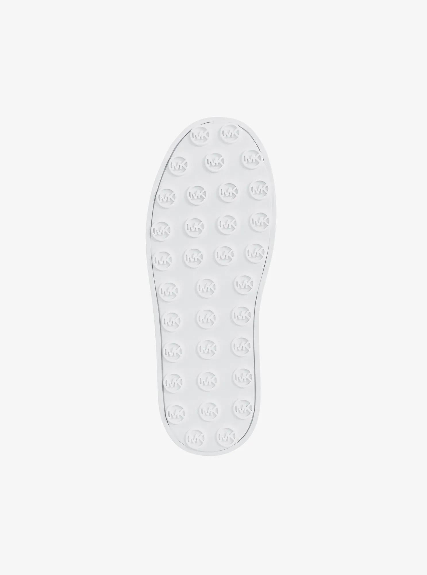 Tenis a rayas con plataforma