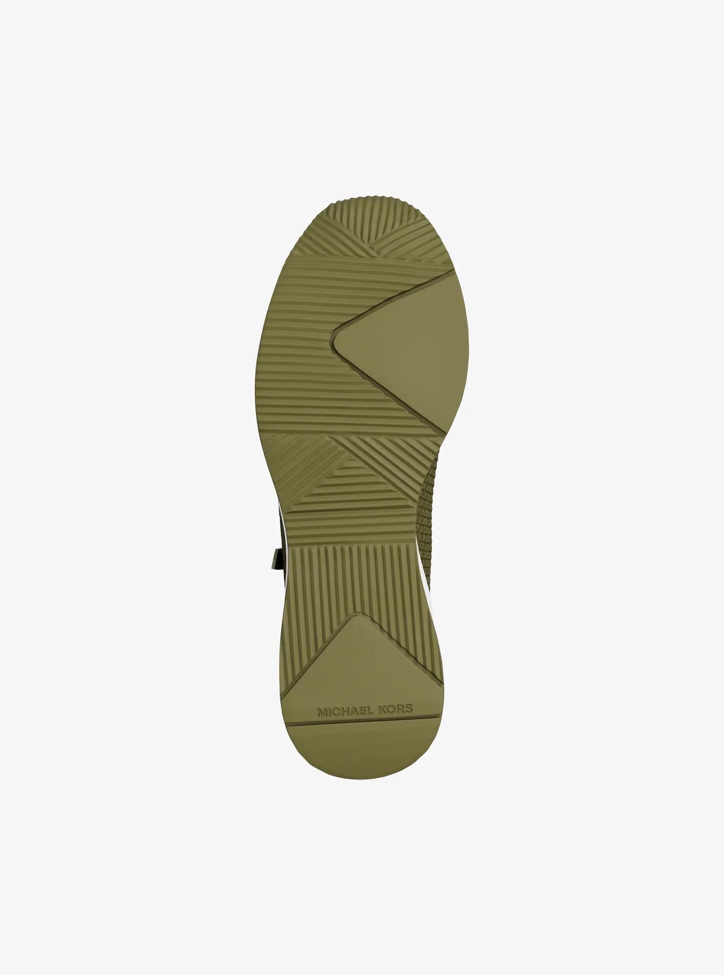 Tenis