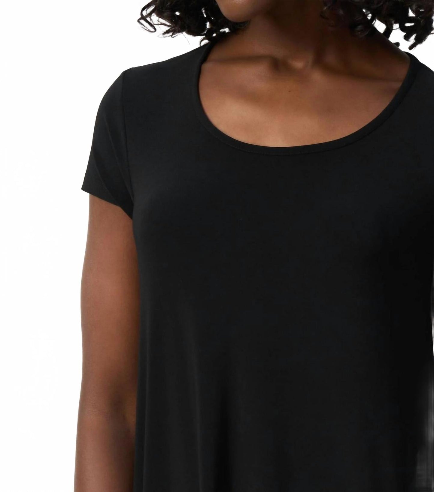 Vestido midi color negro