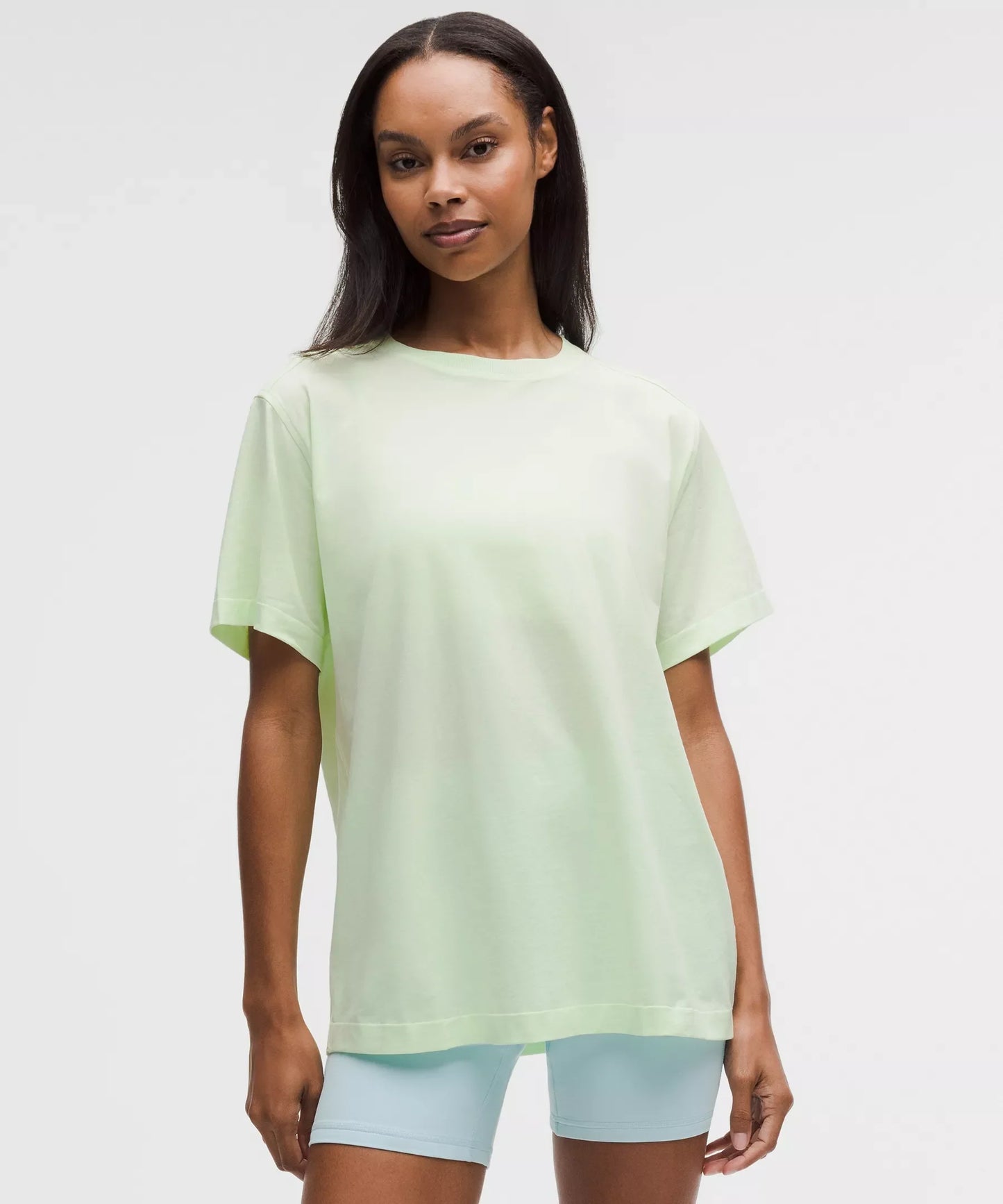 Camiseta de algodón con cuello redondo