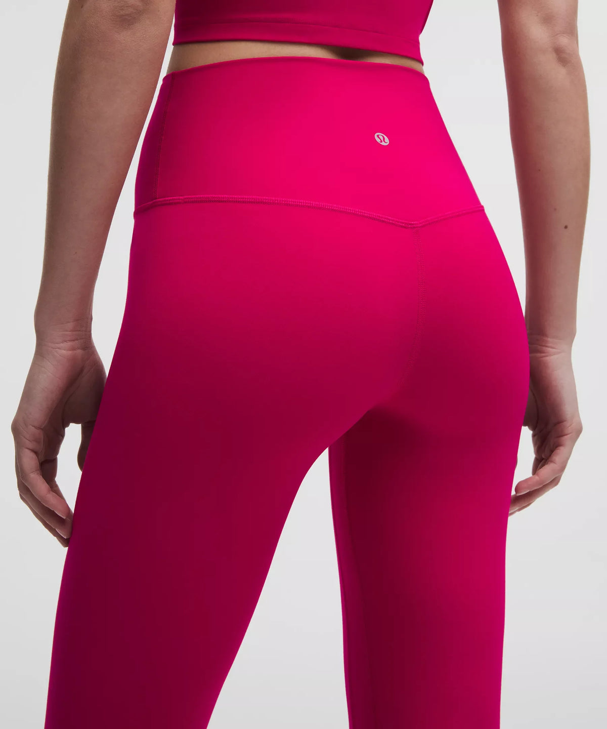 Pantalón de tiro alto