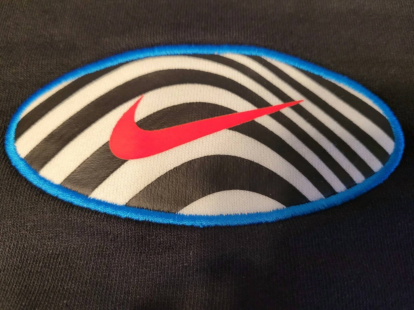 Short color negro