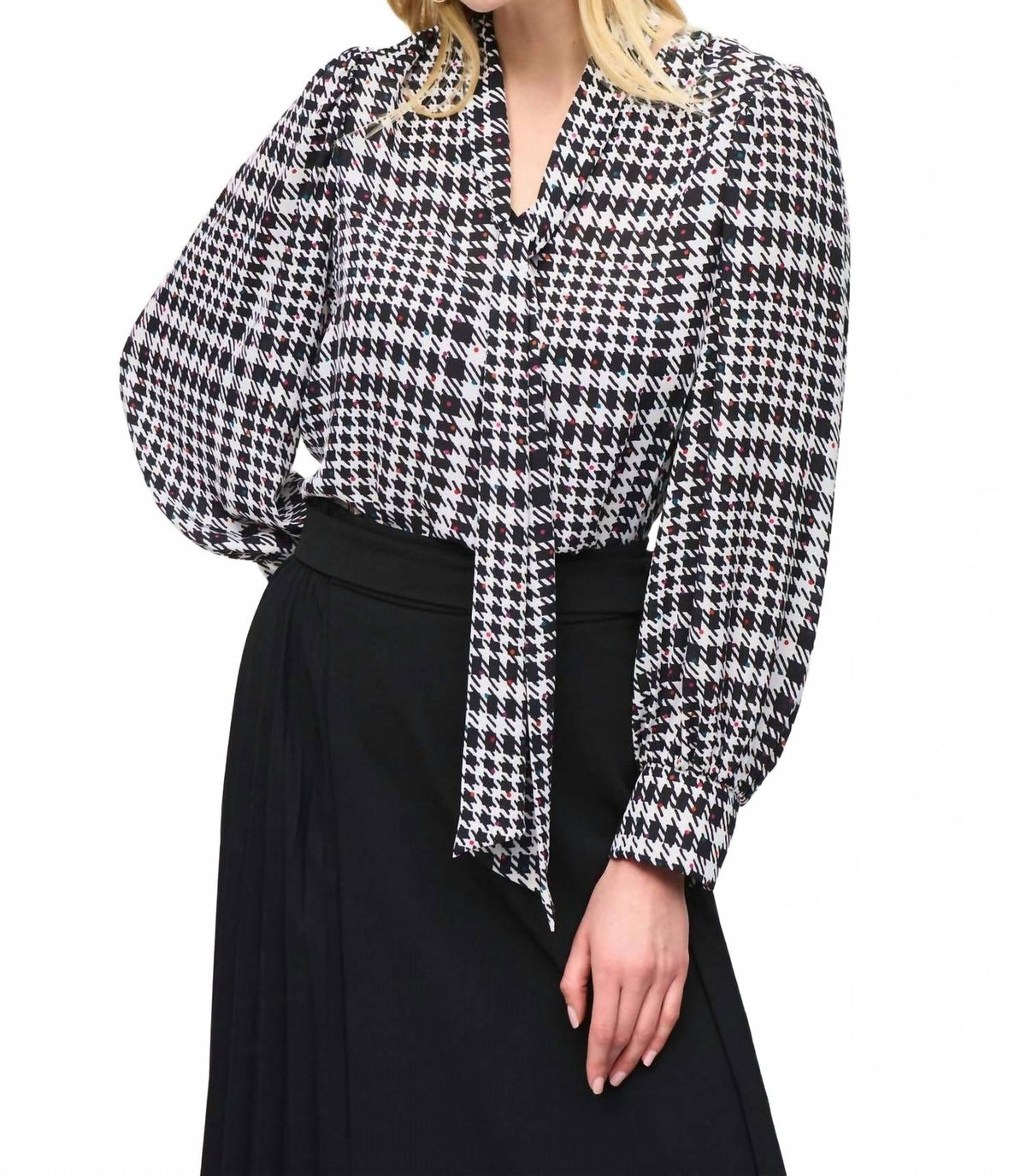 Blusa con cuello en V