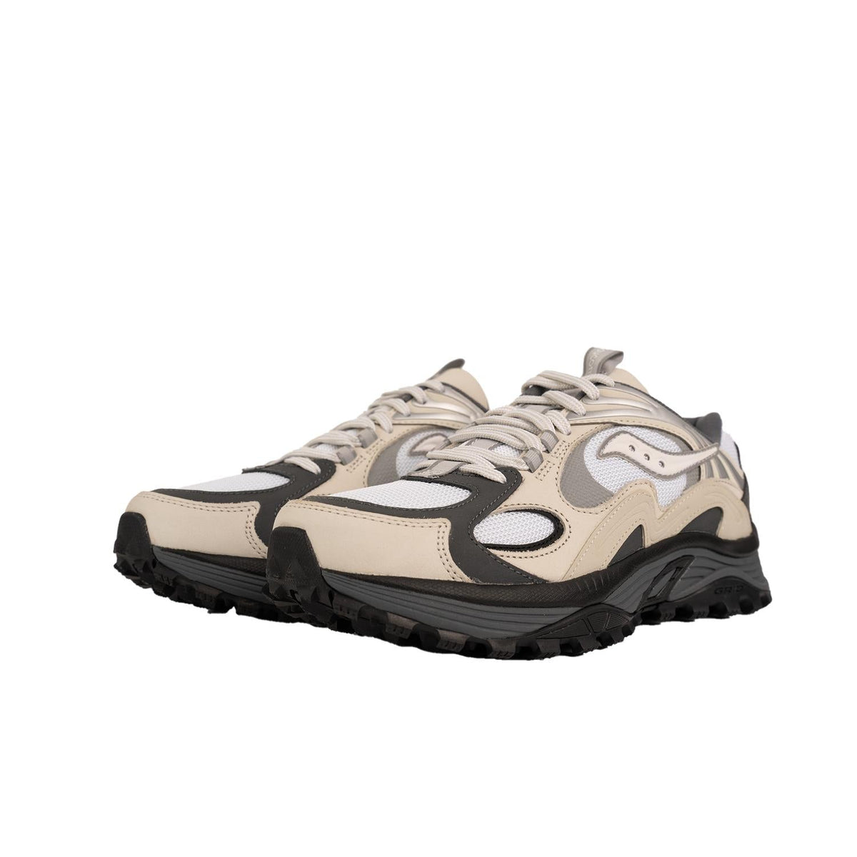 Tenis de hombre color blanco y plateado