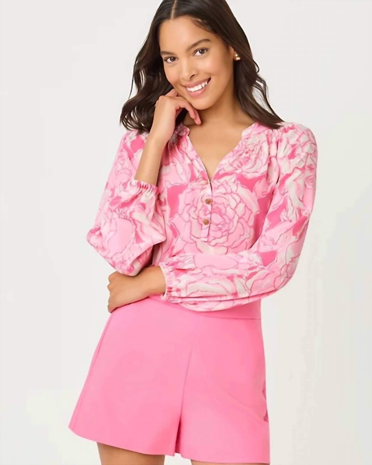 Top color rosado