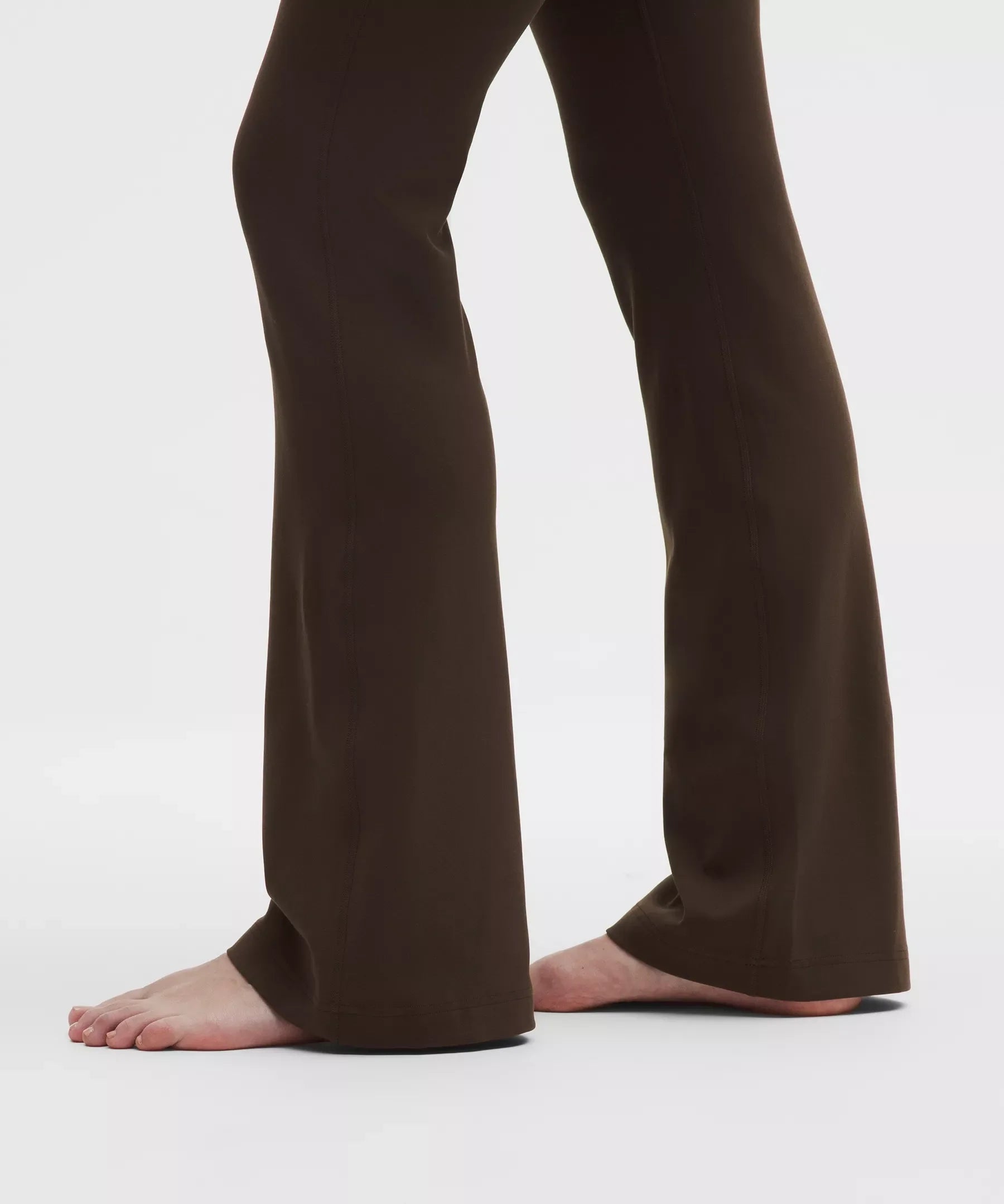 Pantalón de tiro alto