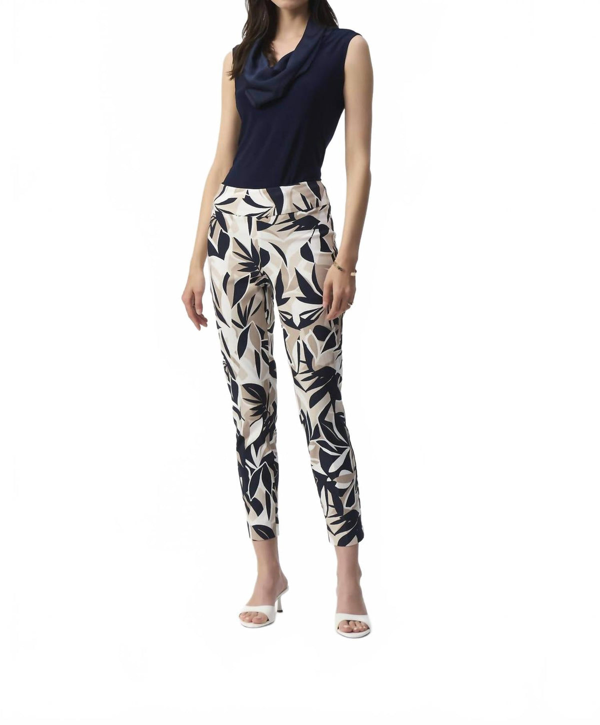 Pantalón de corte ajustado