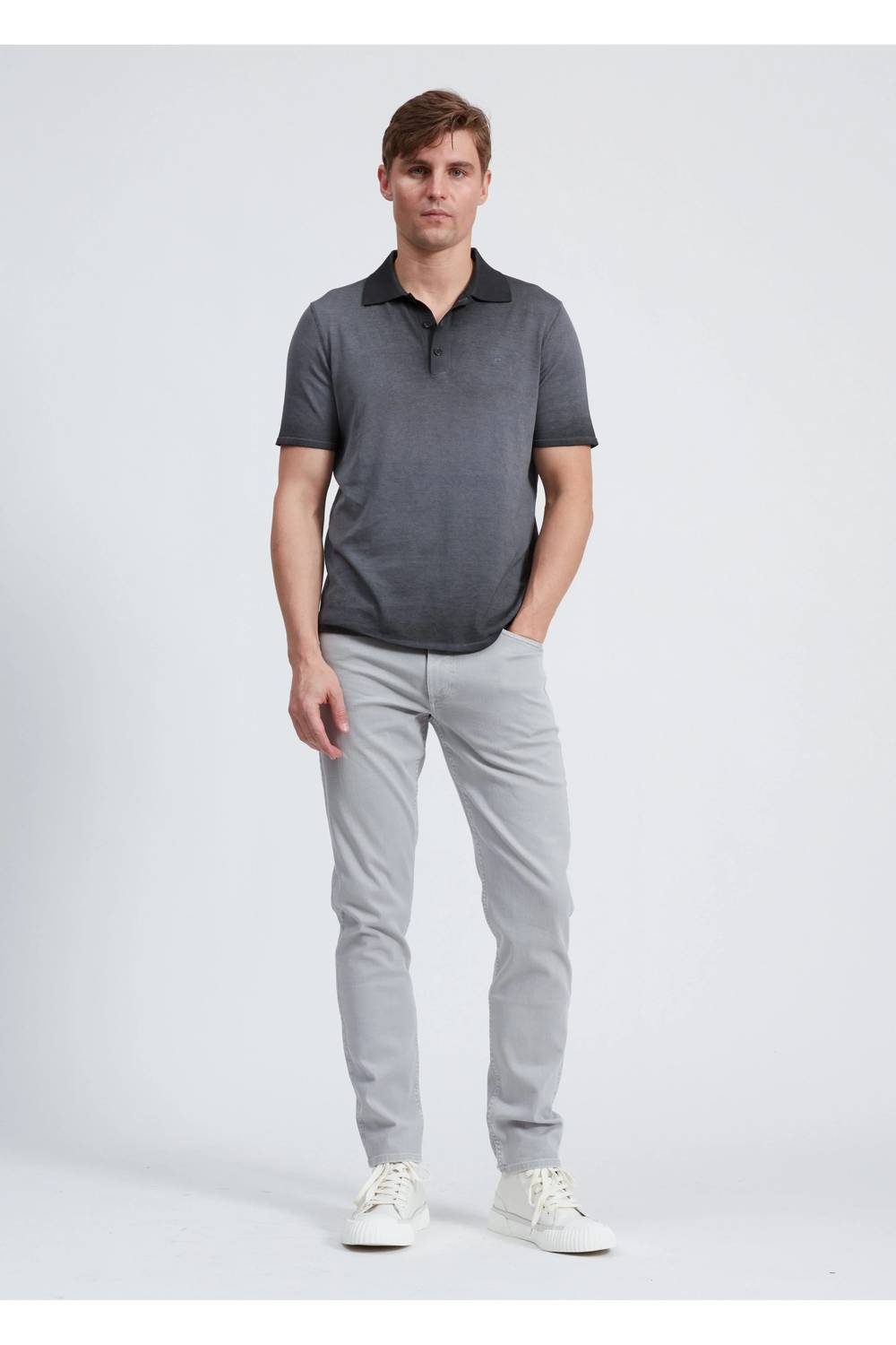 Pantalón de tiro medio