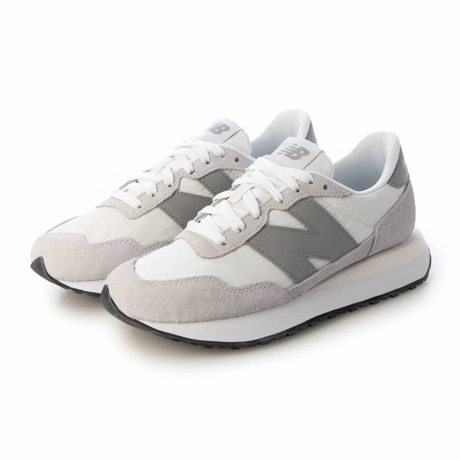 Tenis de mujer color beige