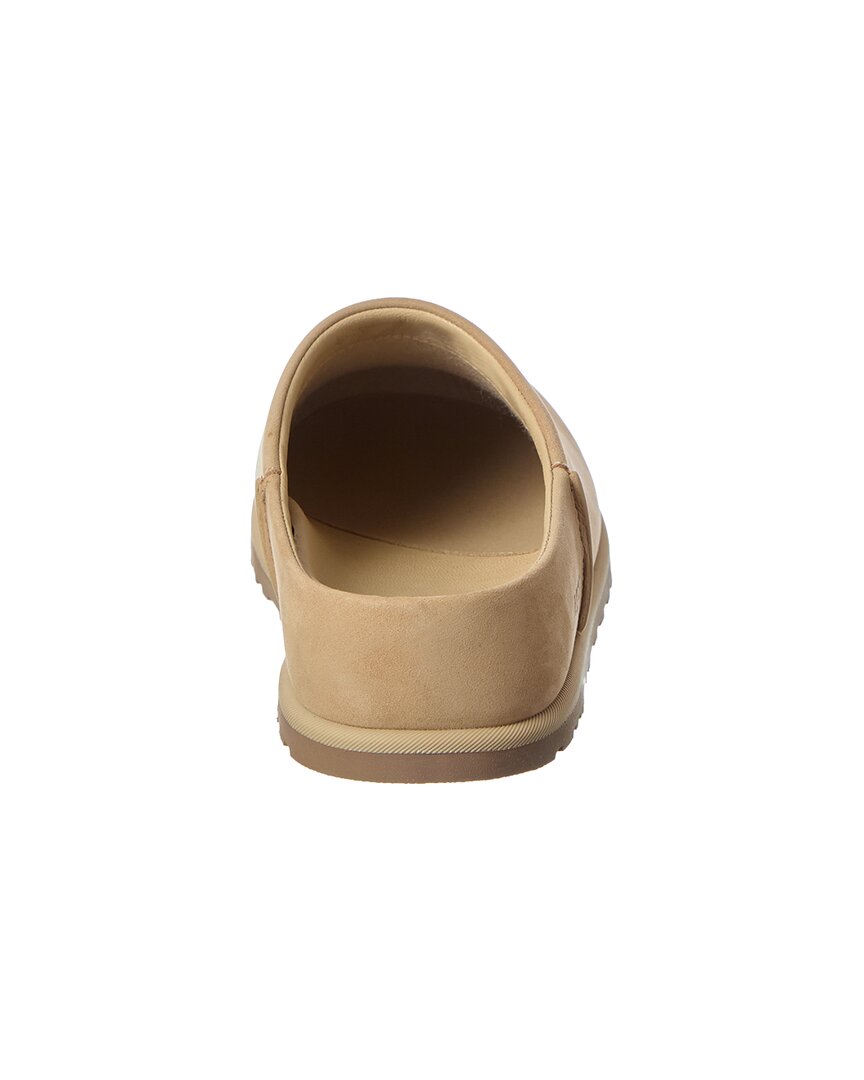 Zuecos de cuero