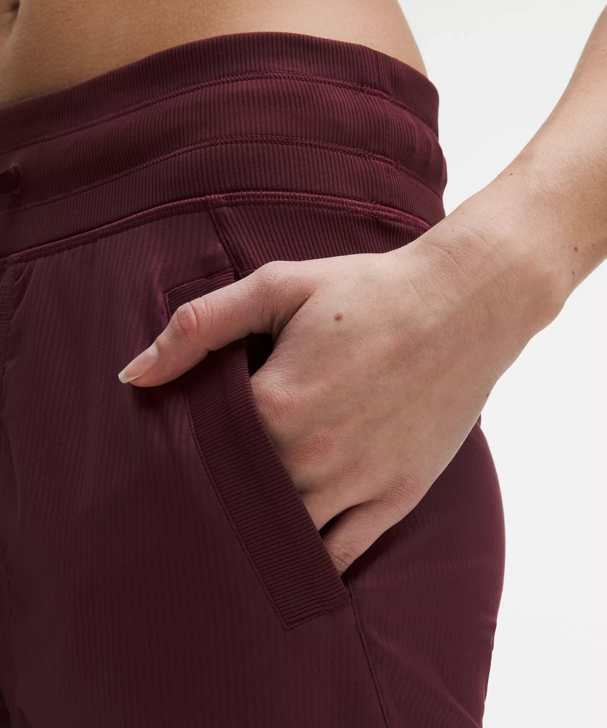 Pantalón de tiro medio