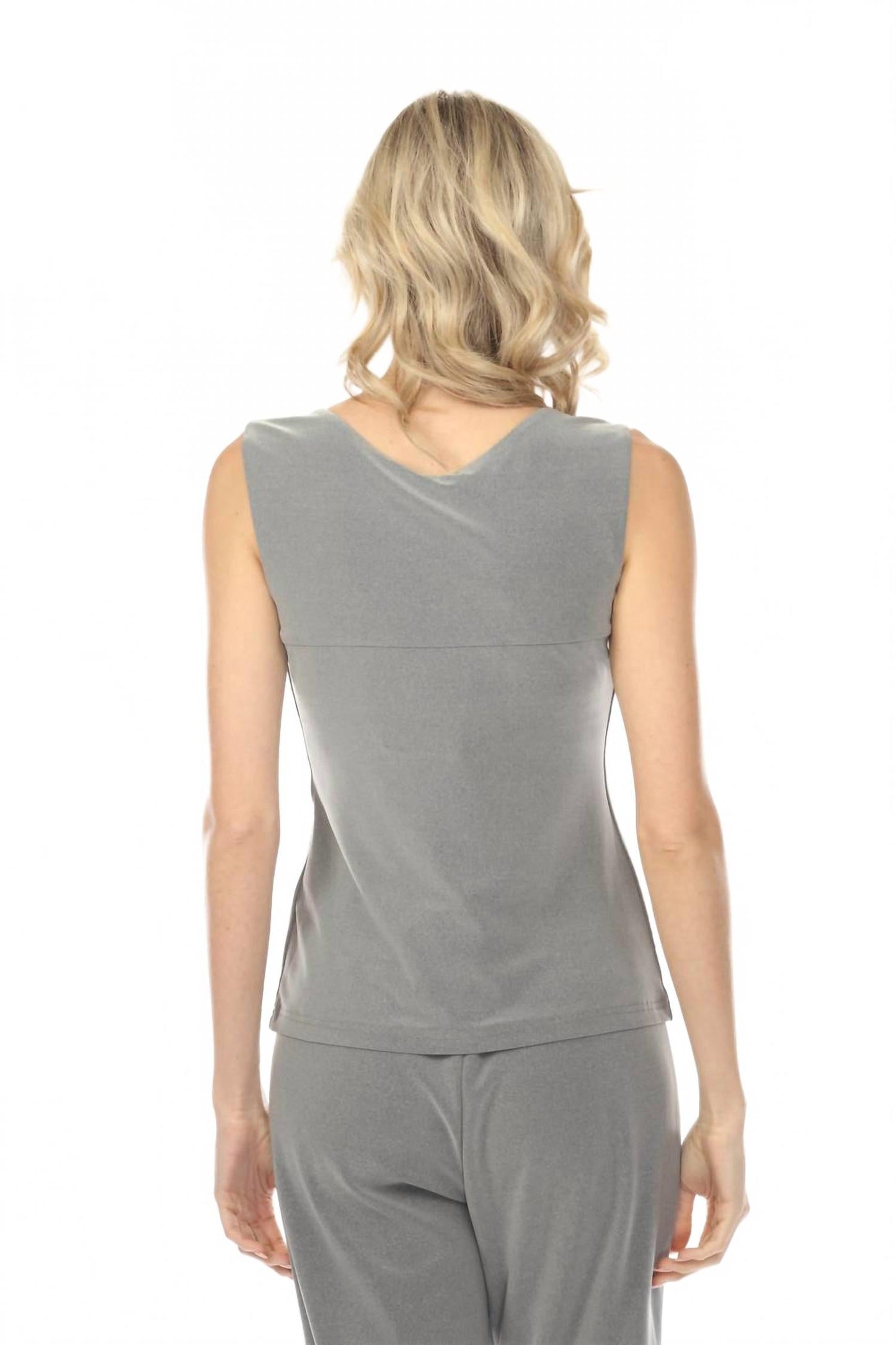 Camiseta sin mangas con escote cuadrado color gris