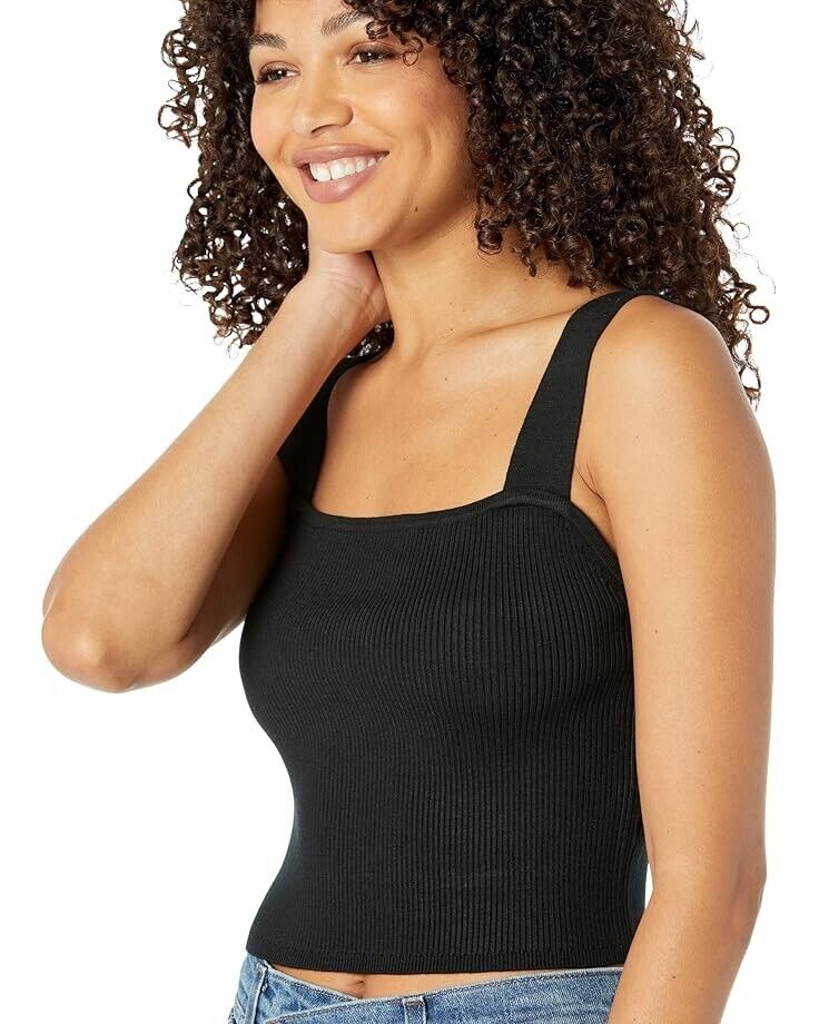 Suéter de mujer con escote cuadrado con tejido acanalado color negro