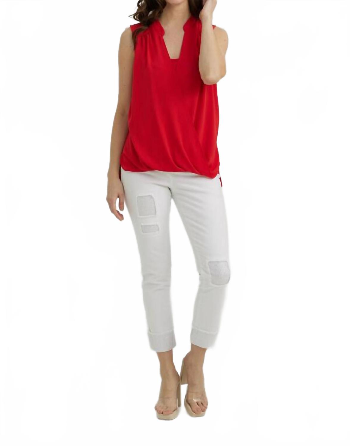 Suéter sin mangas con cuello en V color rojo