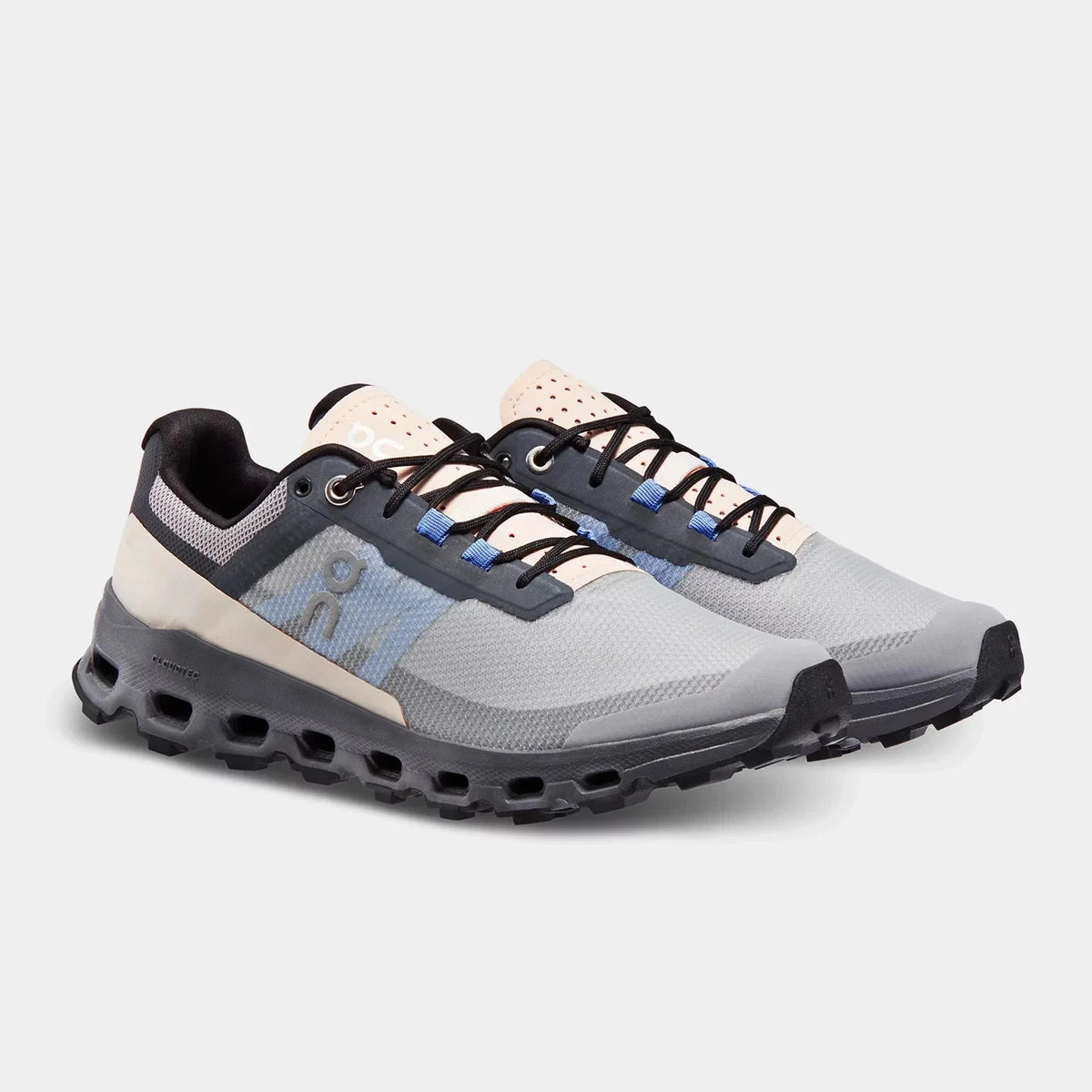 Tenis con cordones color negro