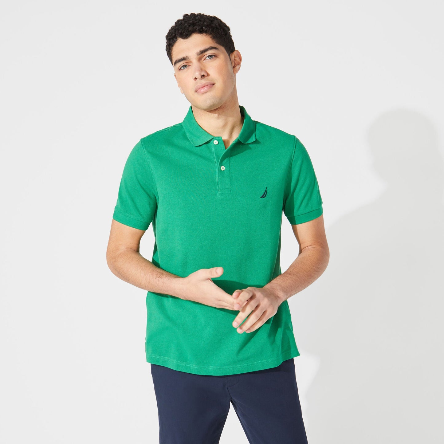 Polo de hombre de corte ajustado