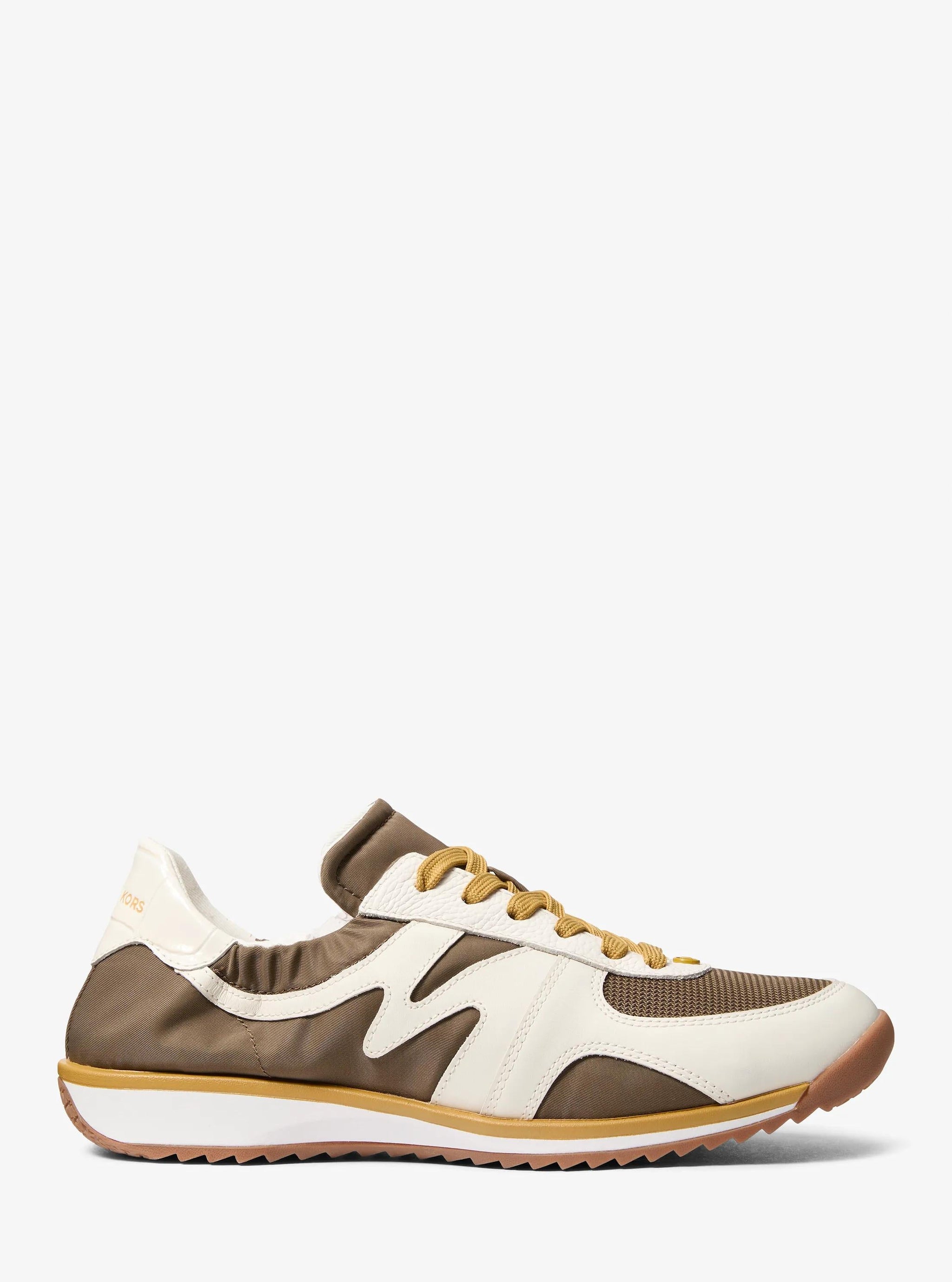 Tenis de nailon