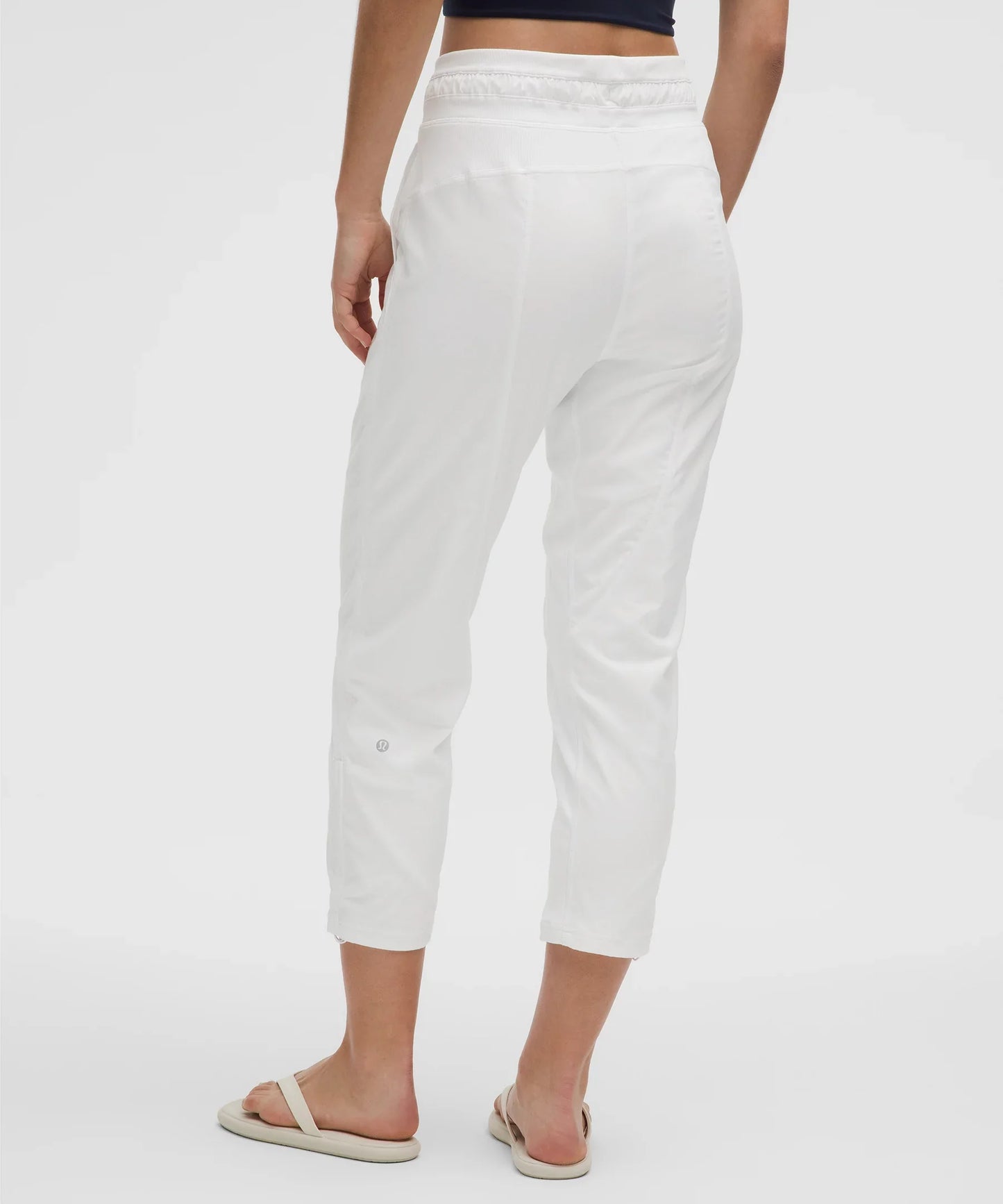 Pantalón de tiro medio