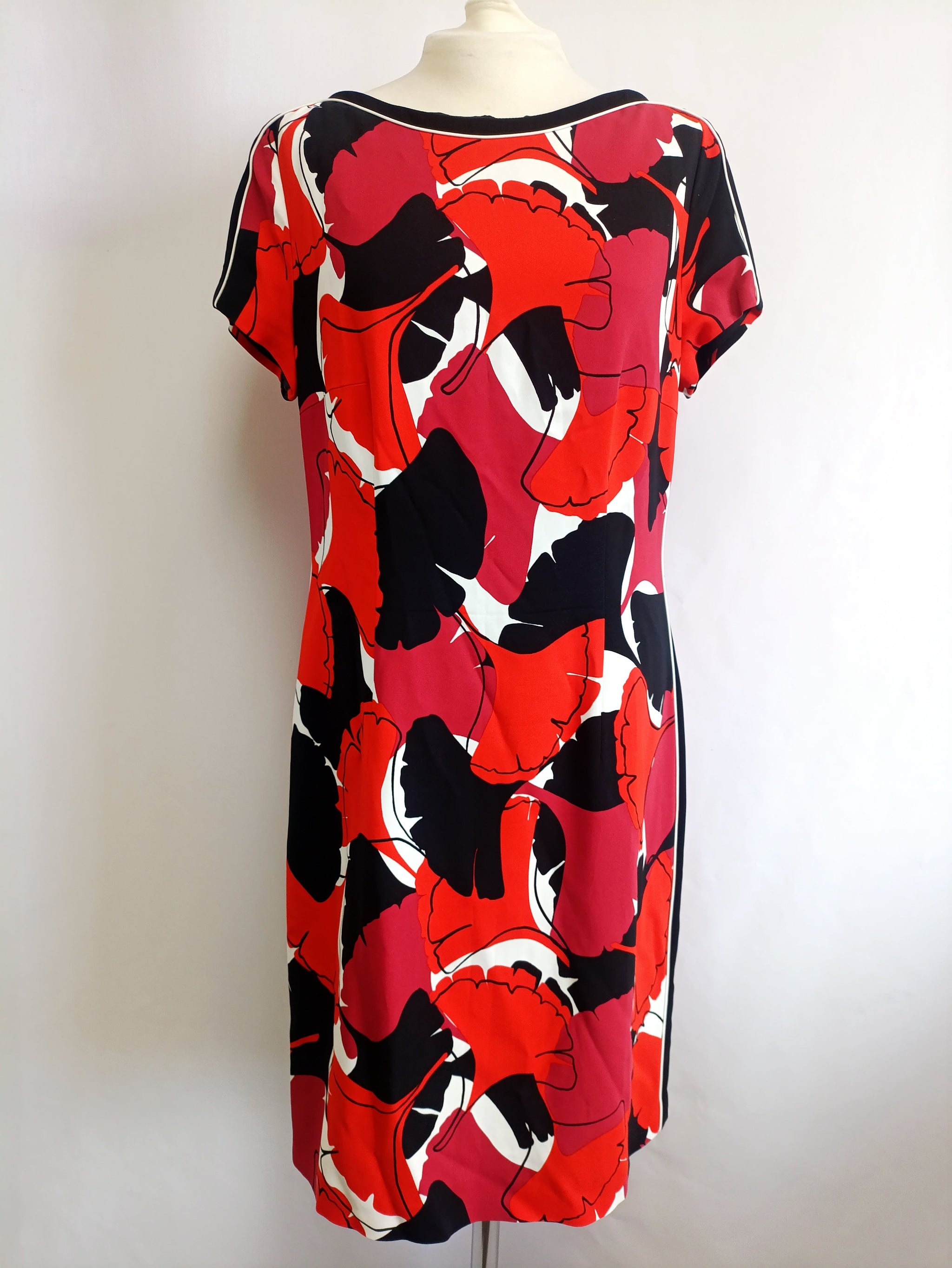 Vestido con estampado multicolor