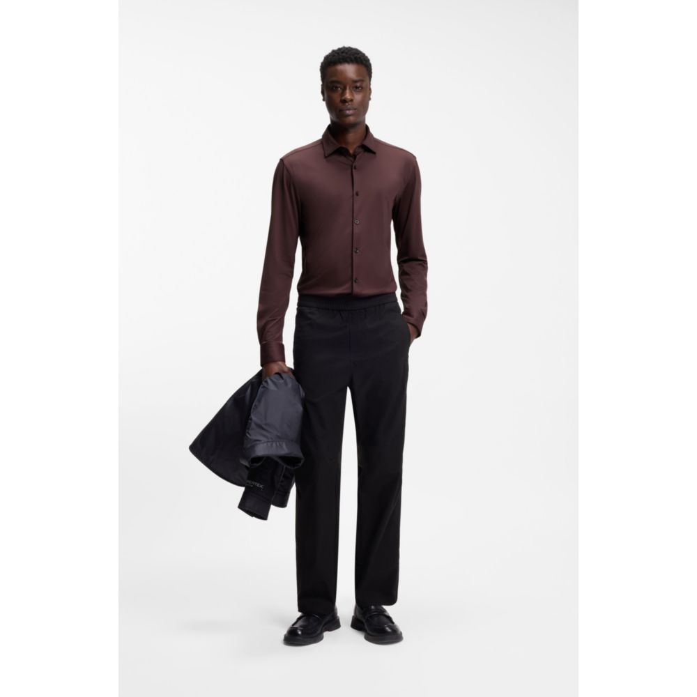 Camisa de corte ajustado
