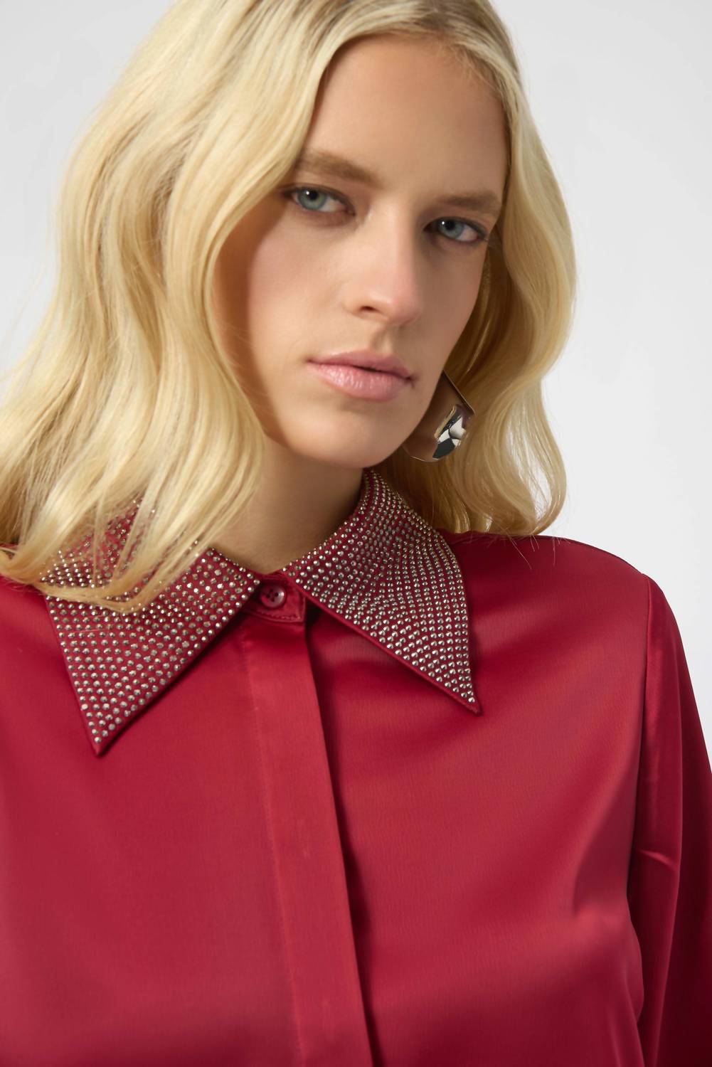 Blusa de satén