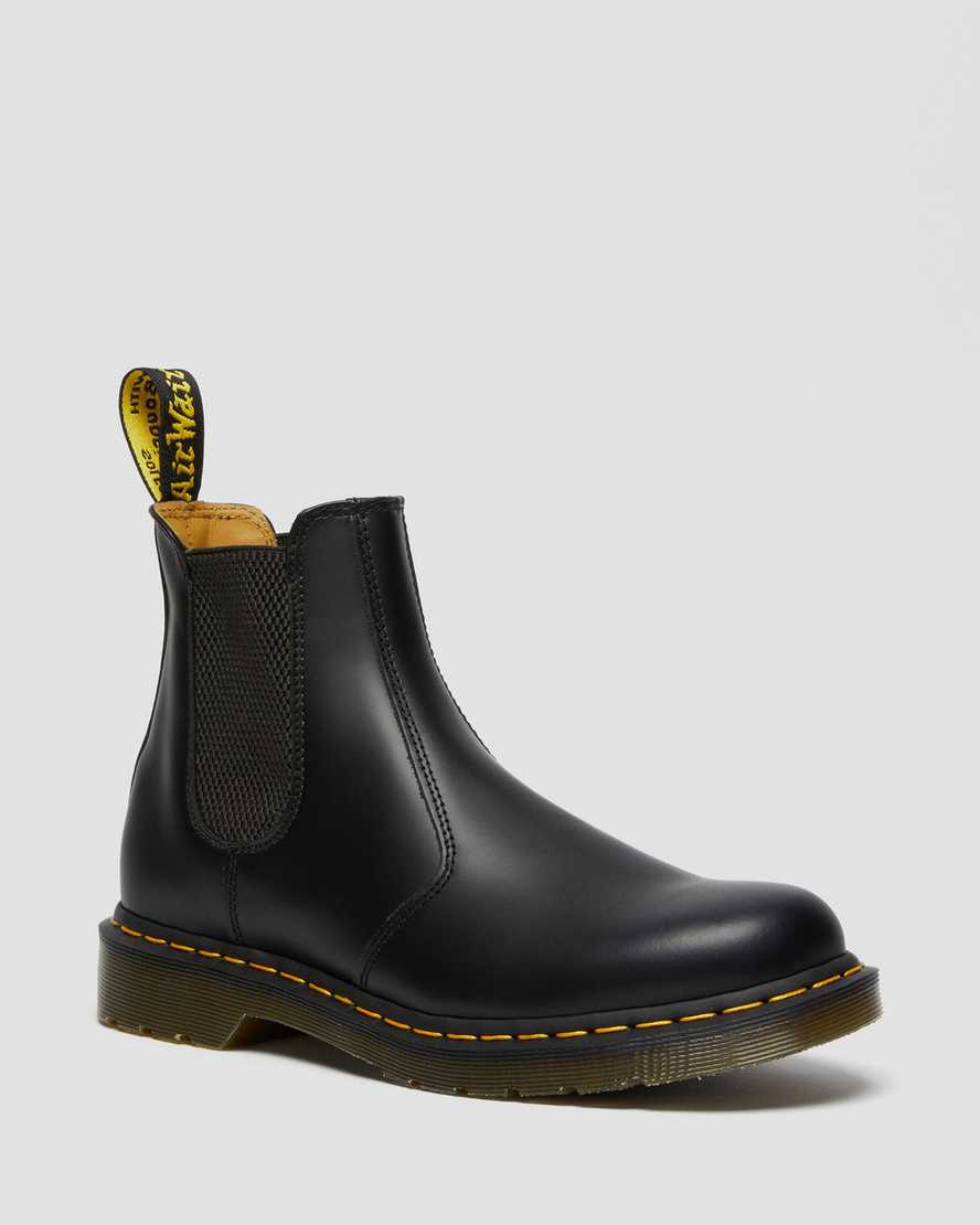 Botas de cuero color amarillo