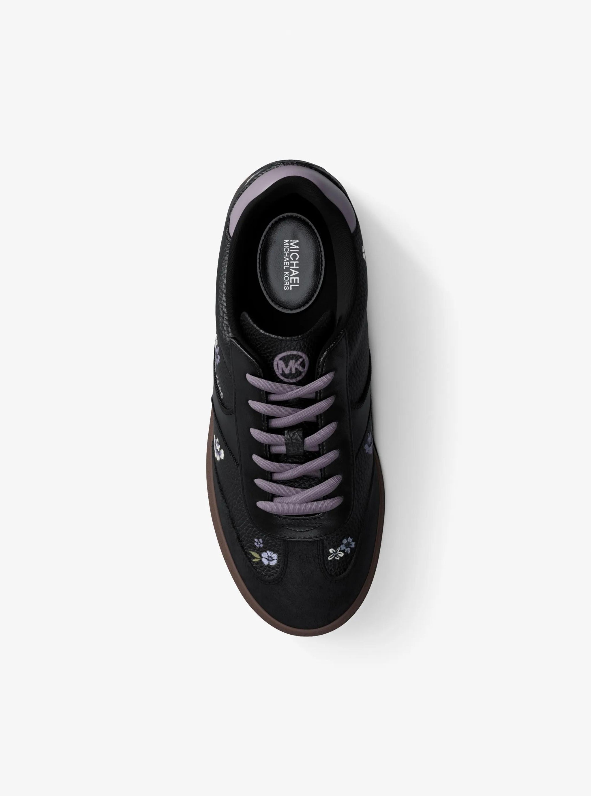 Tenis