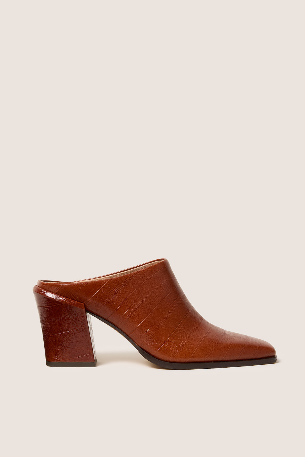 Zapatos destalonados de mujer