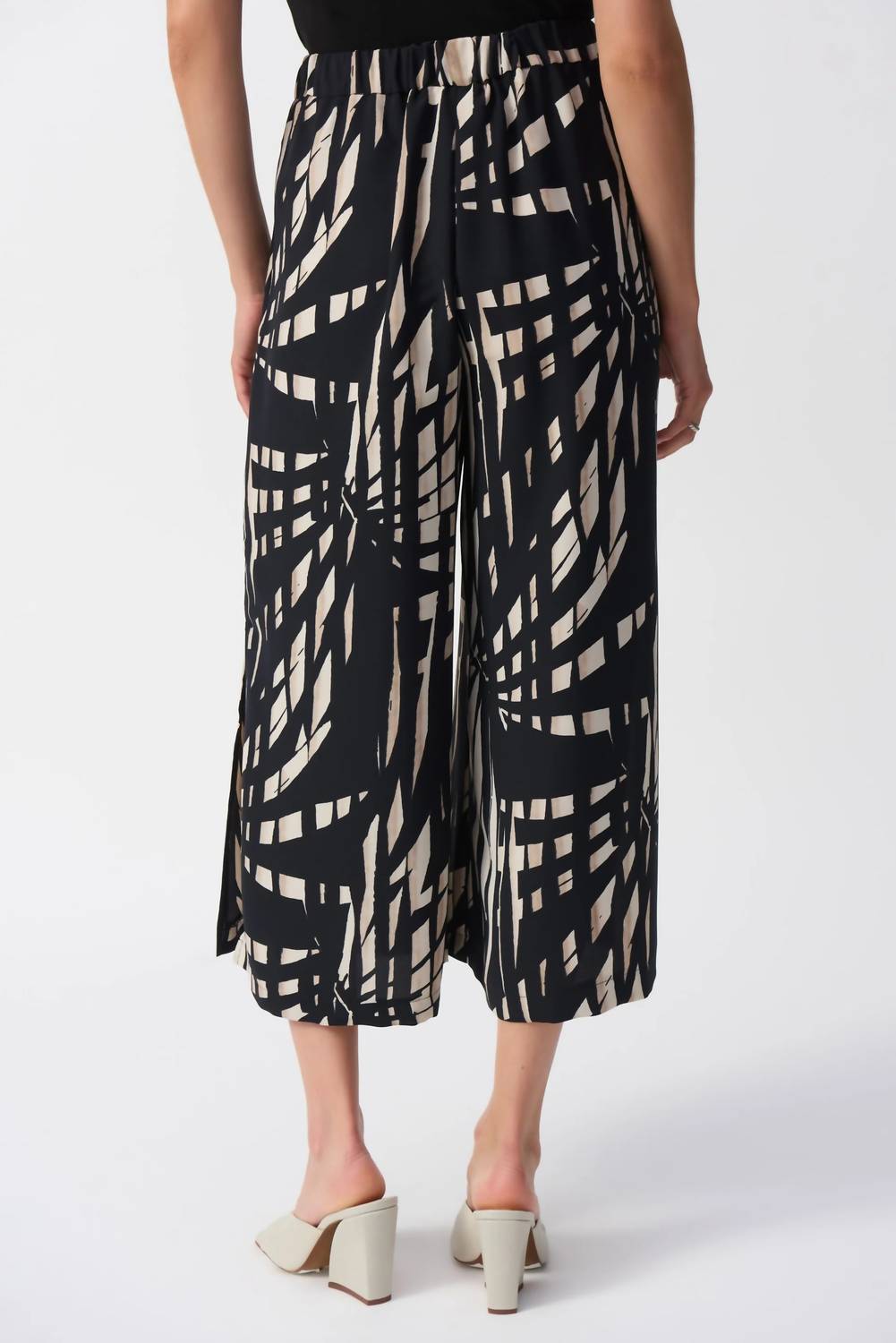 Pantalón color negro
